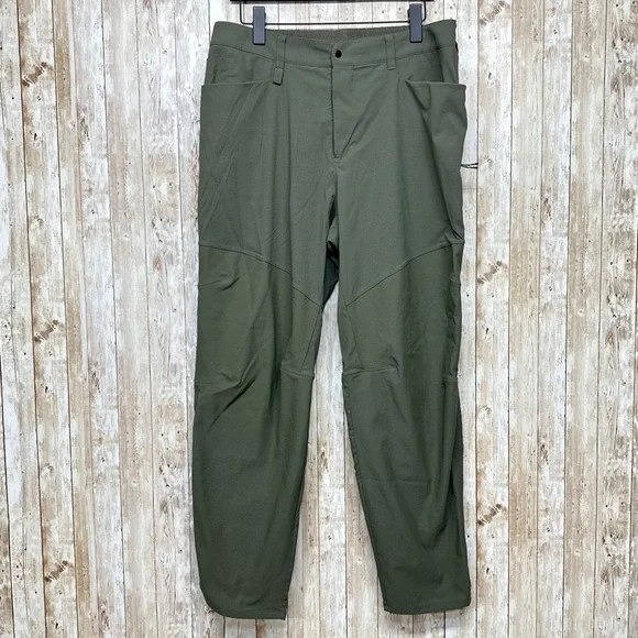 Lululemon Classic-Fit Hiking Pants [2240]